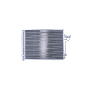 NISSENS Condenseur, climatisation pour FORD: Focus, C-Max (Ref: 940183)