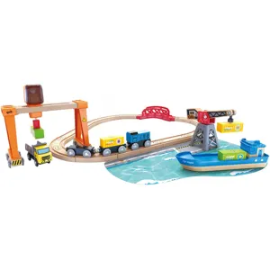 Circuit de train cargo et grue - Hape