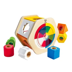 Trieur De Formes Hape Multicolor Bois