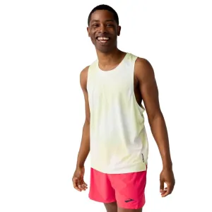 Brooks Dash